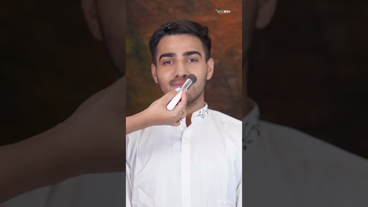 Chalo Male Makeup Sikhati hoon &hellip; Kanisk ko banate hain husn para #skillinabox #makeuptutorial