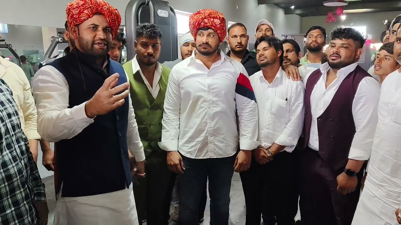 प्लीज भाई की बात सुनो और पप्पू पहलवान की जिम की ओपनिंग हो चुकी है#trending #viral#subscribe#trending