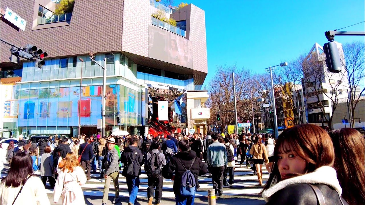 4 K walking tour from Harajuku to Shibuya. Tokyo, Japan.  