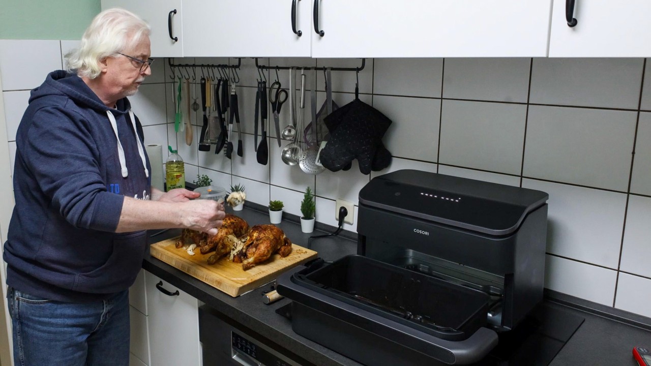 Heißluftfritteusen Rezept: 2 Ganze Hähnchen a 1,6 Kg - Airfryer