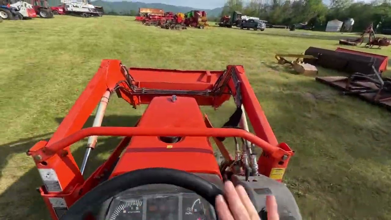 Kubota B7510