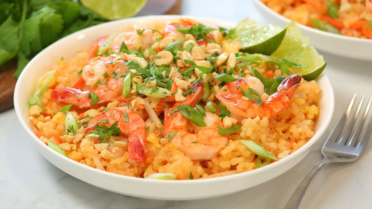 Pad Thai Fried Rice | 30 Minute Weeknight Dinner Recipe