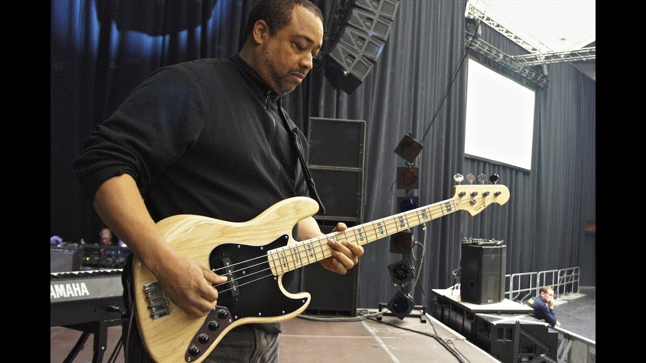 Jerry Barnes Music