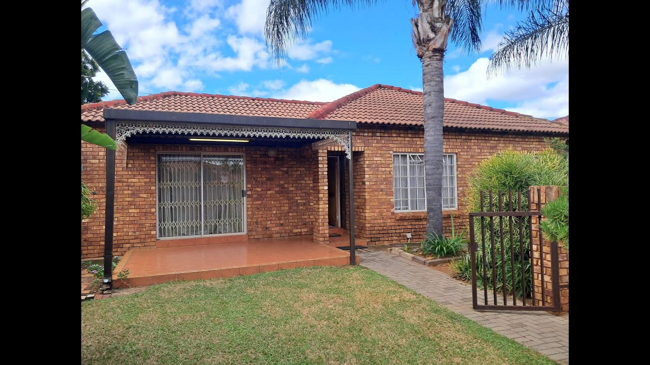 Modern 2-Bedroom Home with 2 Bathrooms in Secure Theresa Park Estate R950000 (0827195910)