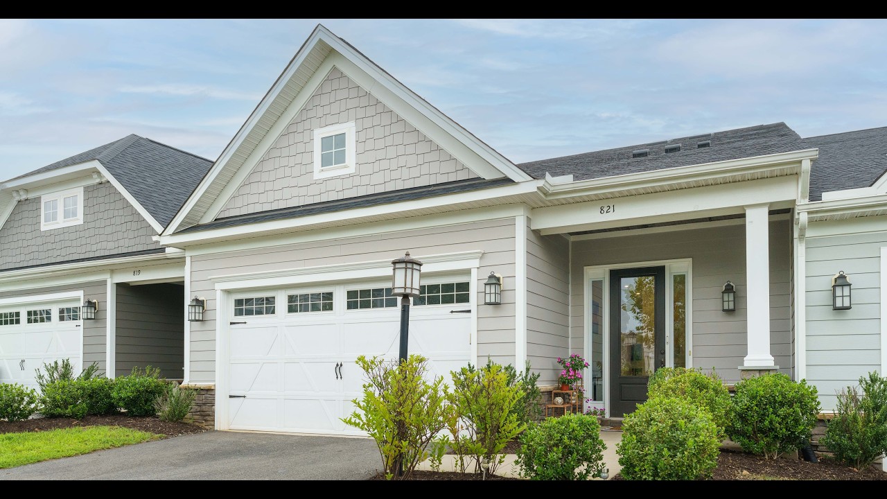 821 Heathfield Ln, Crozet SPACIOUS ONE LEVEL LIVING