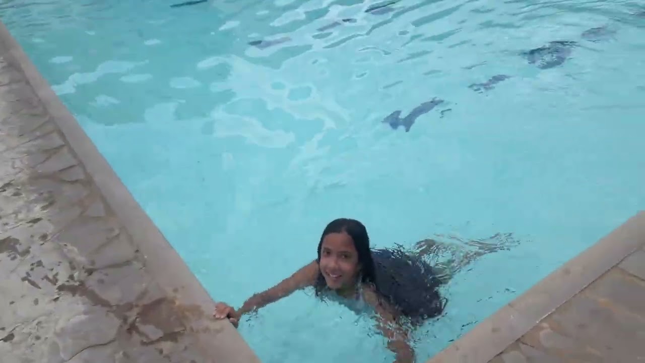 Sara na piscina operário esporte clube Raul Soares MG 31/1/26