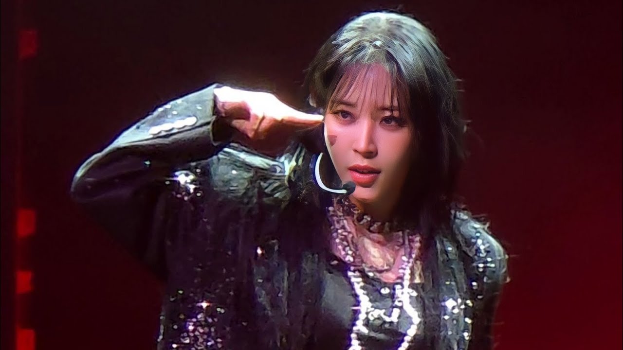 Shutdown + Drip + ment 3 멘트 - Moon Byul [MUSEUM: village of eternal glow] IN SINGAPORE 251206 fancam