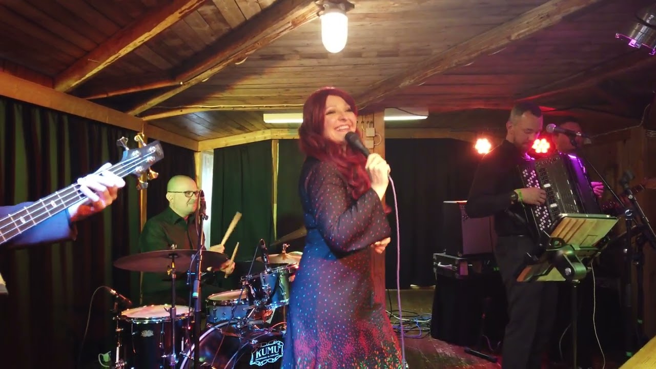 Katja Karisukki ja Fernanda yhtye ja kappale Veit sydämen