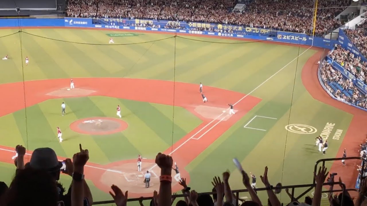 【ヒロミナイト】8回裏勝ち越しチャンスで誕生日の岡大海が決めた！スタンド大興奮！【2023.7.15 ZOZOマリンスタジアム】