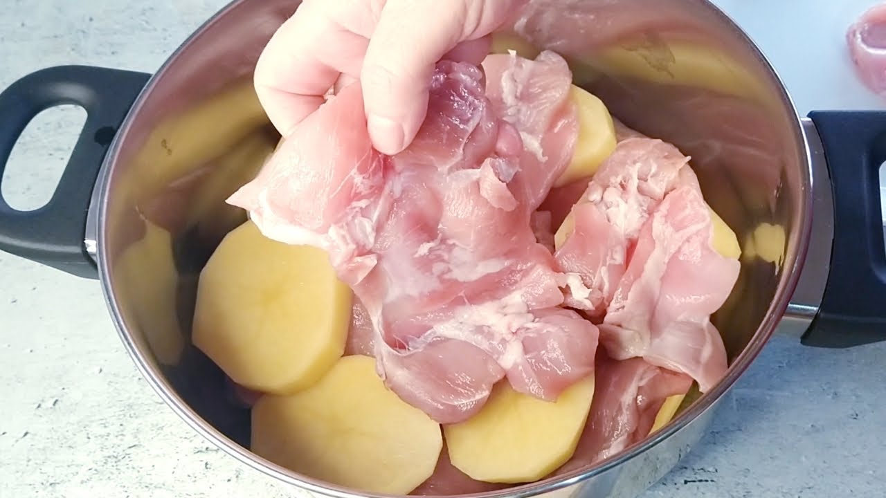 ¿TIENES POLLO Y PAPAS? ¡TODO EN CACEROLA Y OLVÍDATE DE COCINAR! CON SALSA PREPARADA EN 1 MINUTO