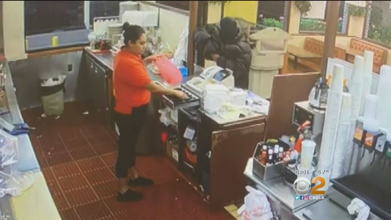 Drive-Thru Customers Shoot, Wound Robbery Suspect