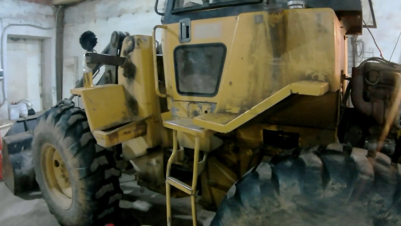 Фронтальный погрузчик CATERPILLAR. Ремонт.