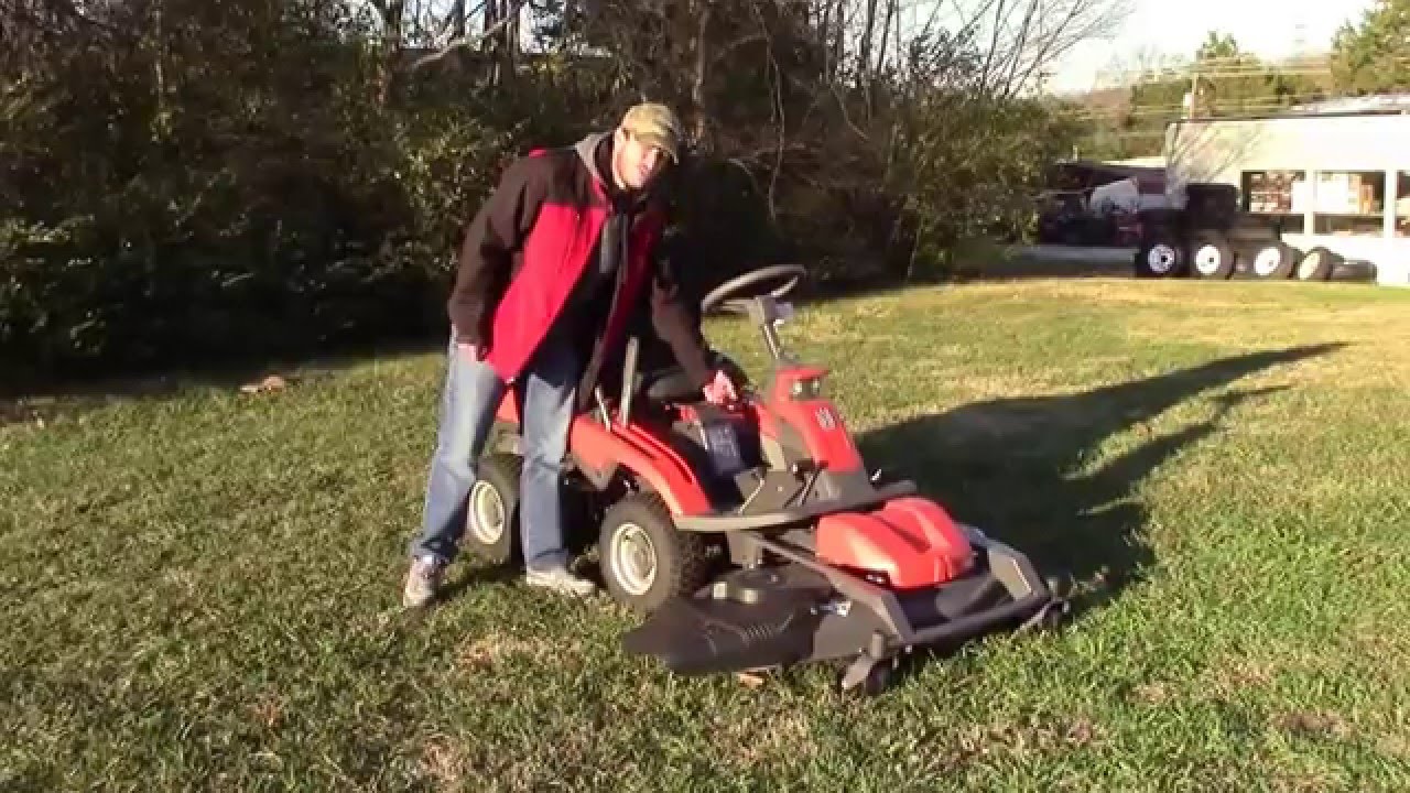 Husqvarna R322T All Wheel Drive Articulating Mower Review