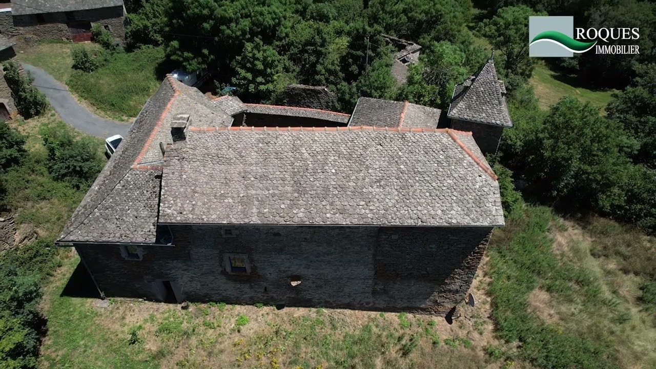 Roques Immobilier : Vente d'une ancienne ferme sur le Lévézou
