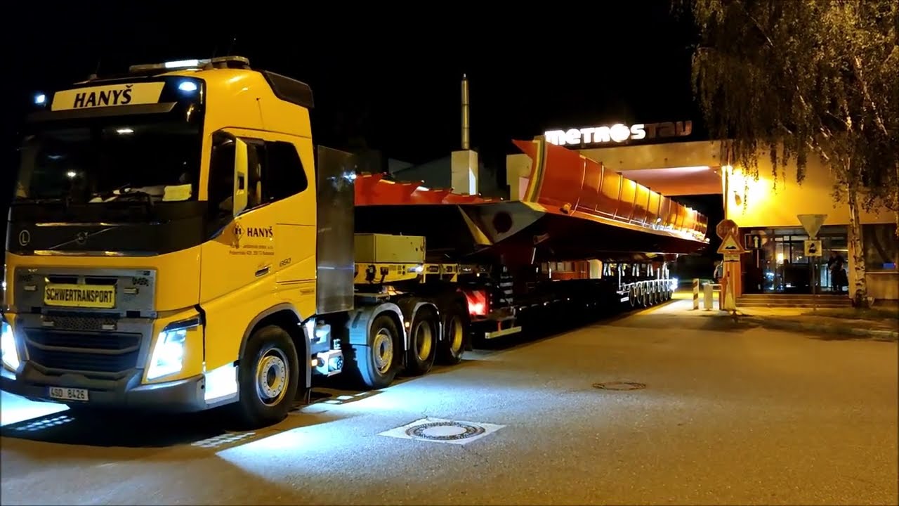 Hanyš - přeprava dílů lávky Praha - Pardubice part 1 - Nadměrný náklad/Oversize load/Schwertransport