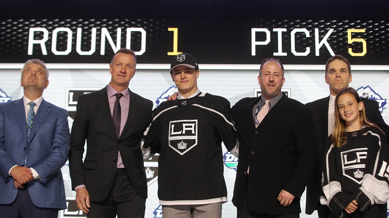 Los Angeles Kings draft F Alex Turcotte No. 5