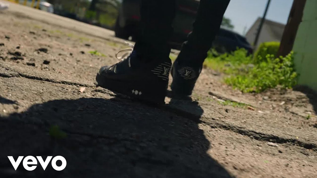 Luh Tre - Ad Verb (Official Music Video) ft. LAZER DIM 700