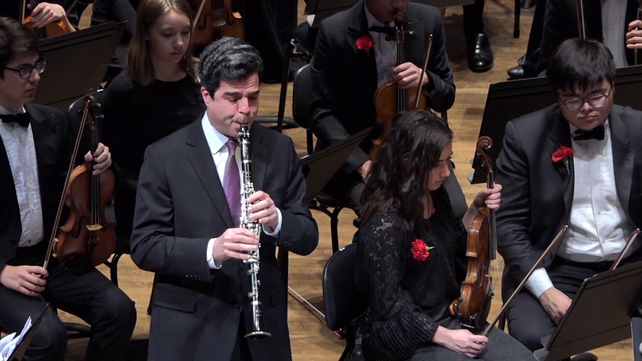 Gerald Finzi: Clarinet Concerto, David Hattner, clarinet, Huw Edwards, conductor