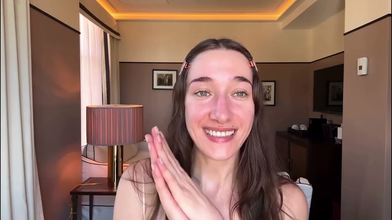 Watch Bella's Skincare Routine Before The Oscars Party 🪩❤️