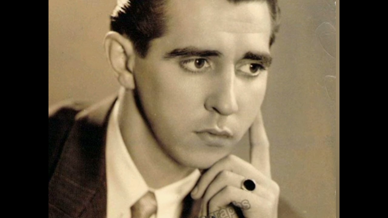 Great tenor Richard  Verreau sings napoli song 