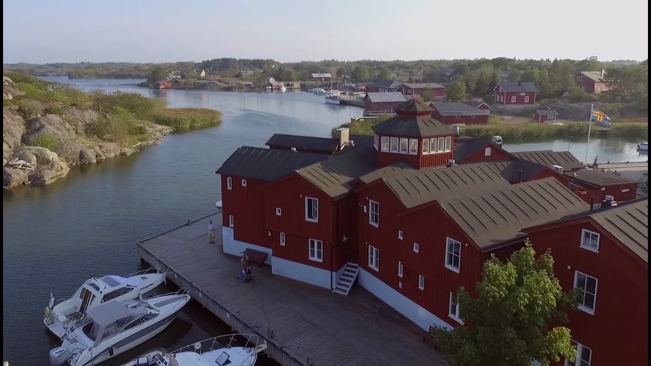 Brudh&auml;ll, K&ouml;kar
