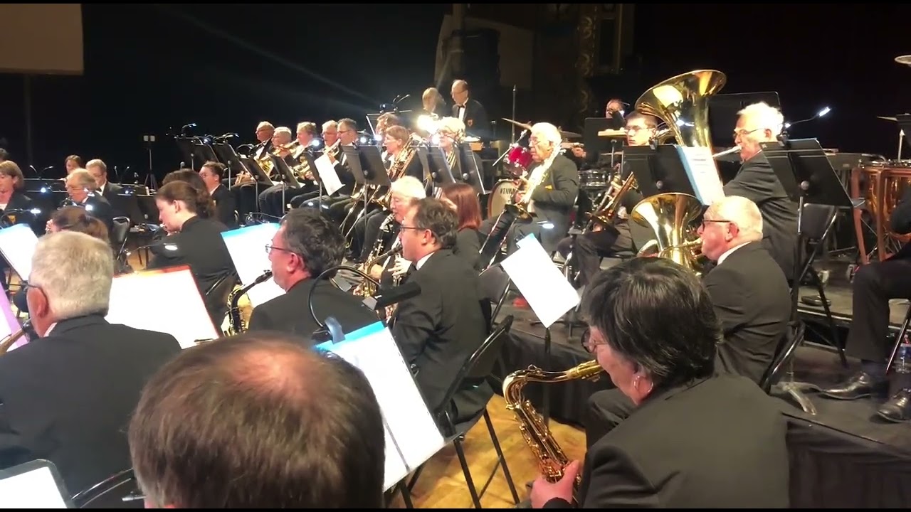 Glenn Miller Medley arr. Nahoïro Iwaï