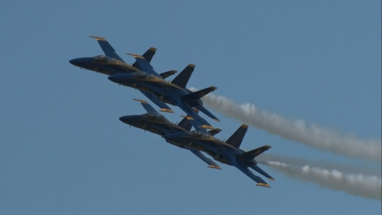 2018 NAS Oceana Airshow - US Navy Blue Angels