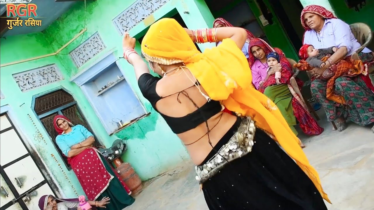 इस लड़की ने किया अपने घर पर कमरतोड़ डांस।।तू रोवे पीछे पीछे फिर ना वापस आऊँगी।।Ranjeet Gurjar Rasiya