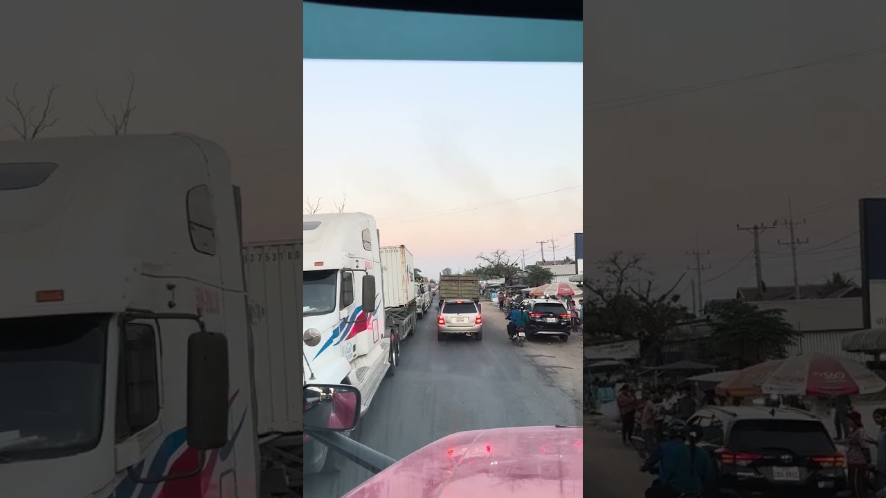 Dân Cam Đi Rất Hỗn. Hở Ra Là Điền VÀO CHỖ TRỐNG ngay