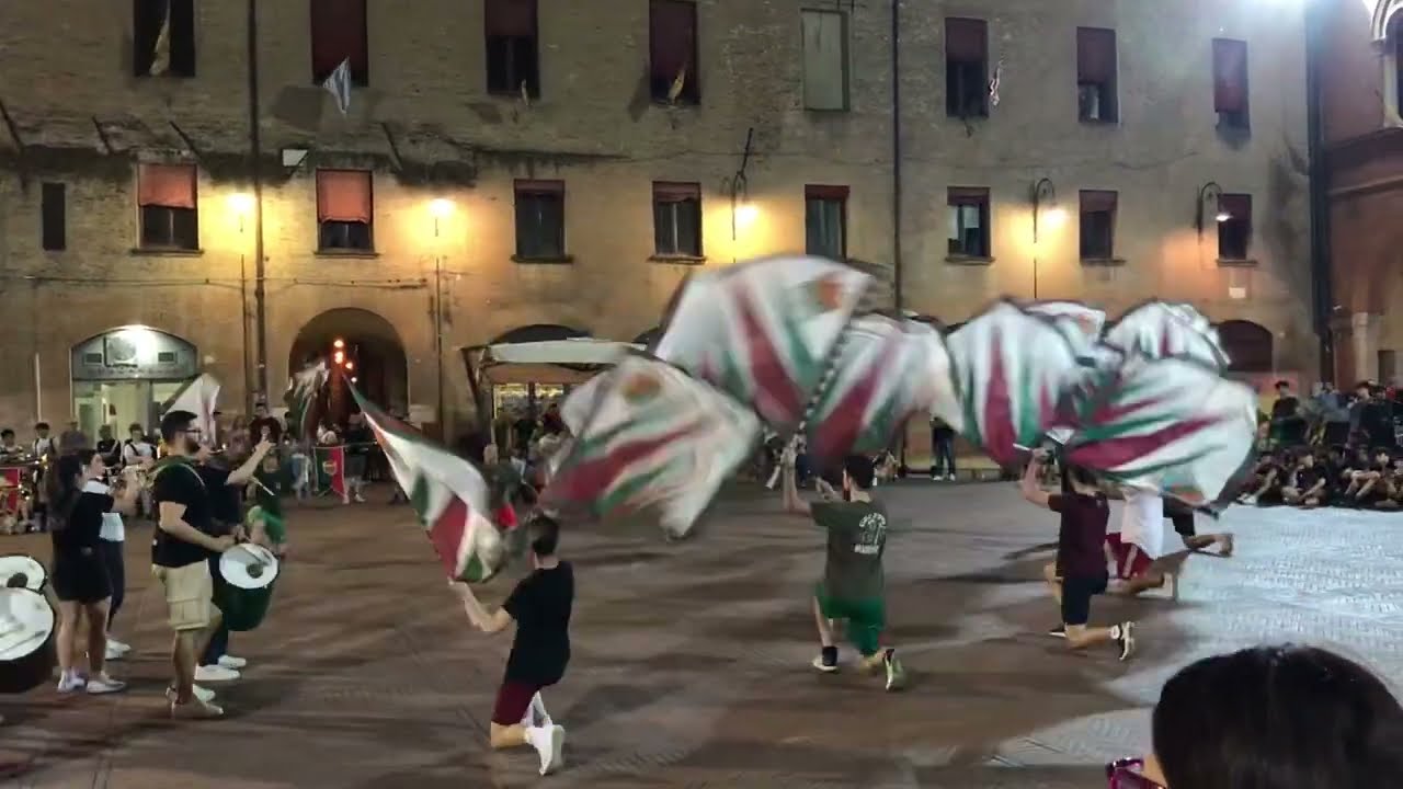 -Ferrara- Palio di Ferrara. (Prove sbandieratori contrada borgo San Luca) 2022 @MaestroMarco(c)