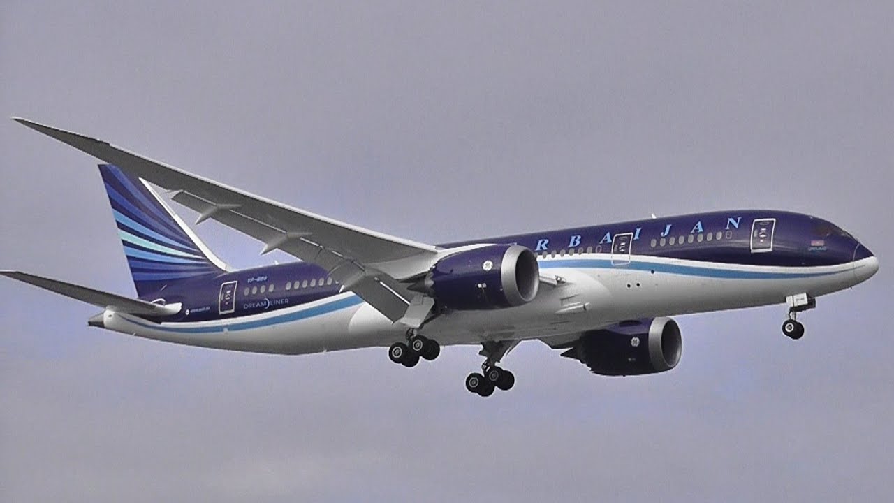 DREAMLINER Azerbaijan Airlines