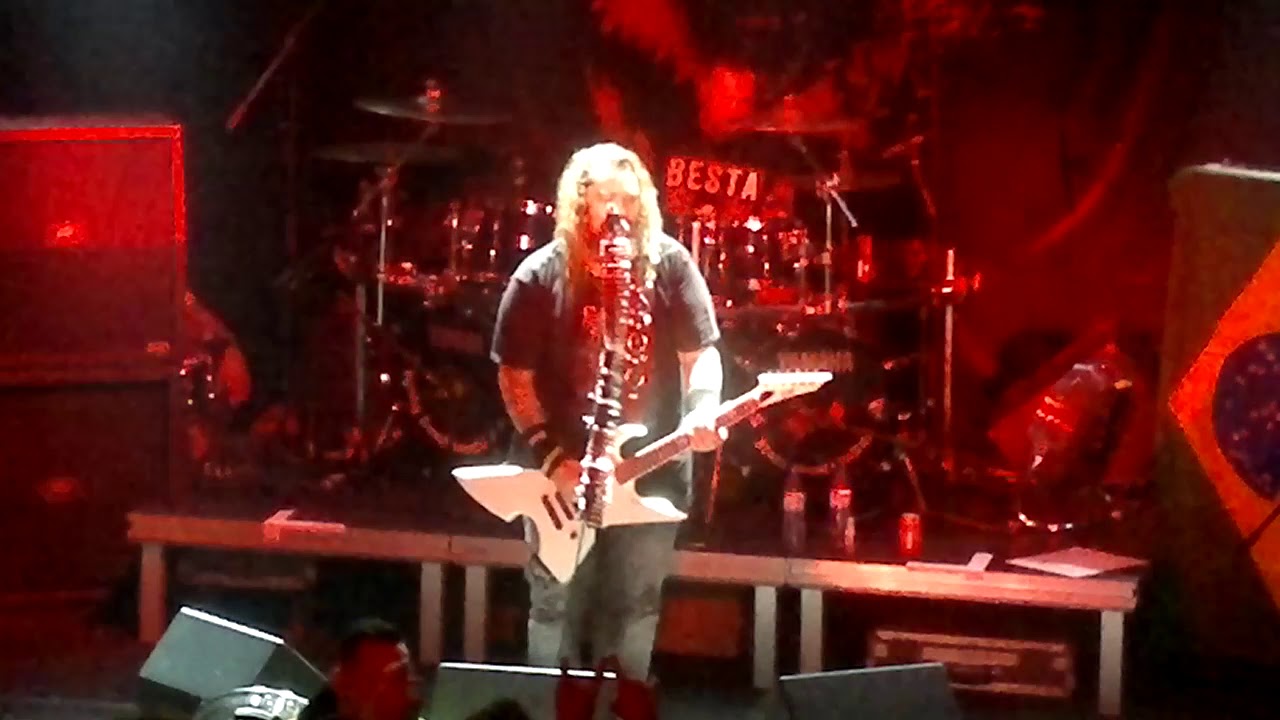 Max & Iggor Cavalera - Final Medley (LAV-Lisboa ao Vivo, 01-12-2019)
