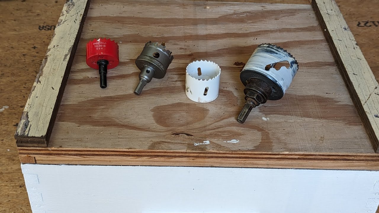 How to make migratory lids and bucket feeders.