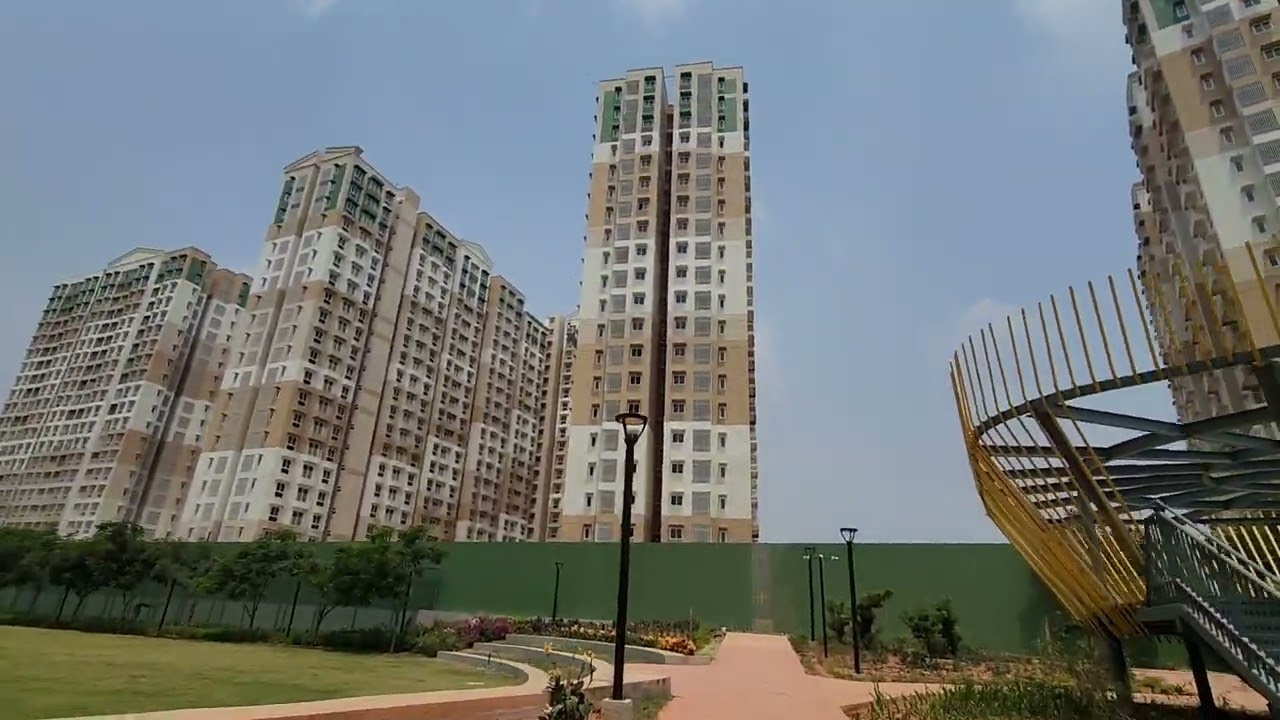 Brigade eldorado Club house and Cricket ground walk through. It's between Tower HElio and Gallium