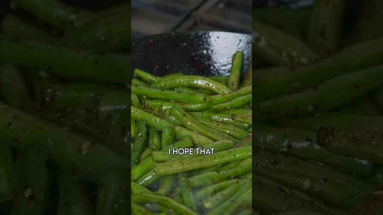 A Thanksgiving side that won&rsquo;t take any oven space (Green Beans) #food #recipe #vegetables