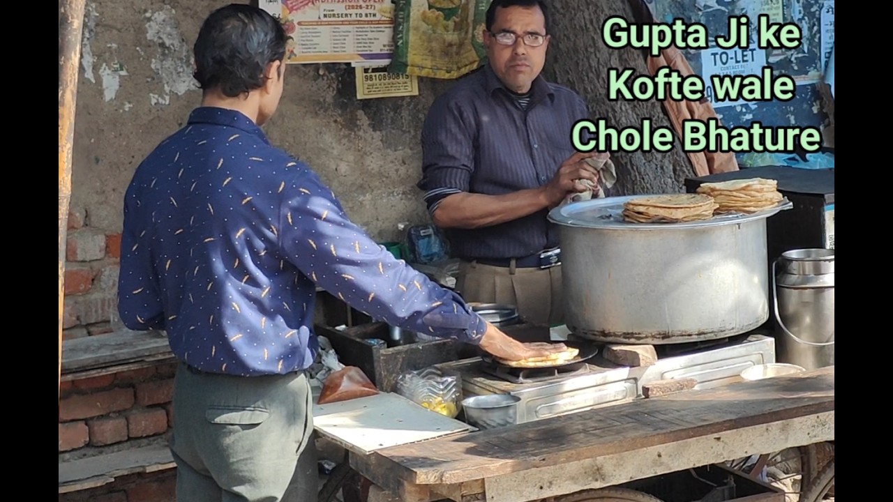 Gupta Ji Ke Famous Kofte Wale Chole Bhature | Trying Every Chole Bhature in Delhi | Chole Bhature