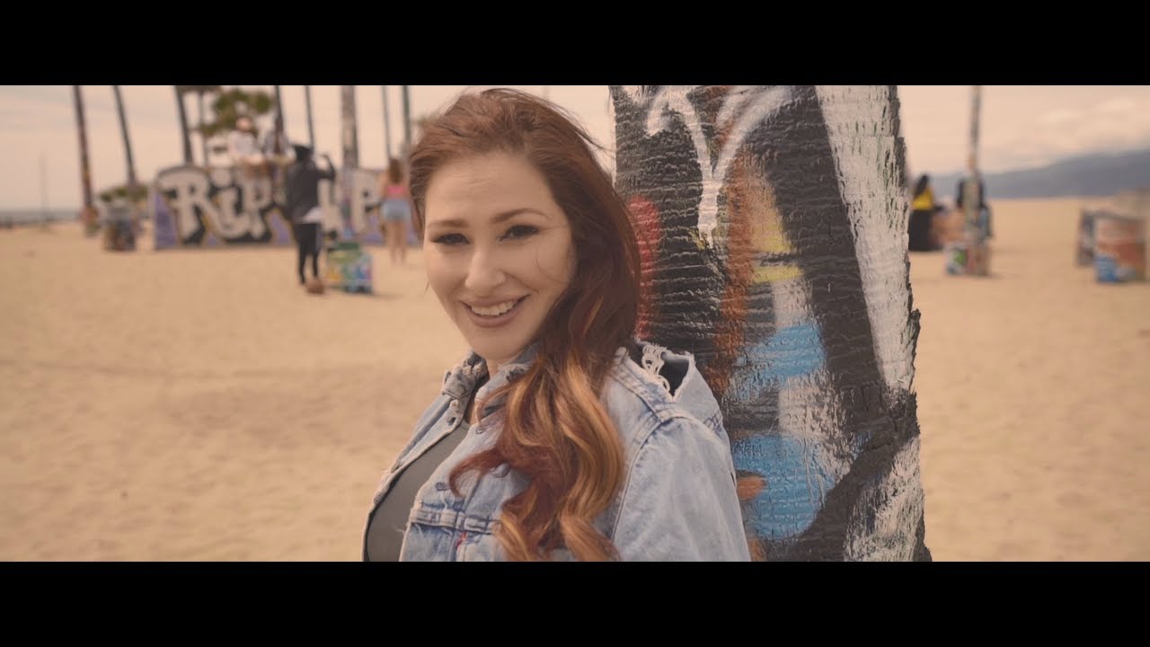 Tiffany - I Think We're Alone Now (Re-Recorded)