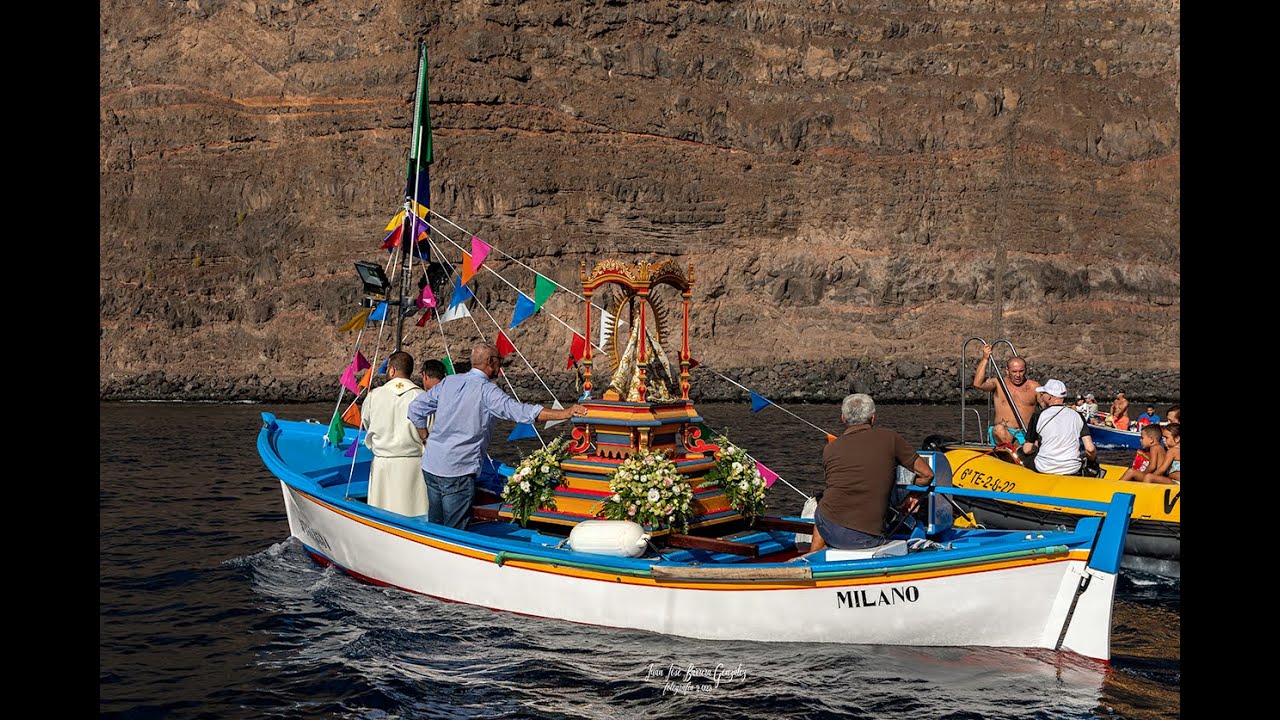Fiestas Lustrales de la Gomera. La Virgen de Guadalupe llega a Valle Gran Rey.