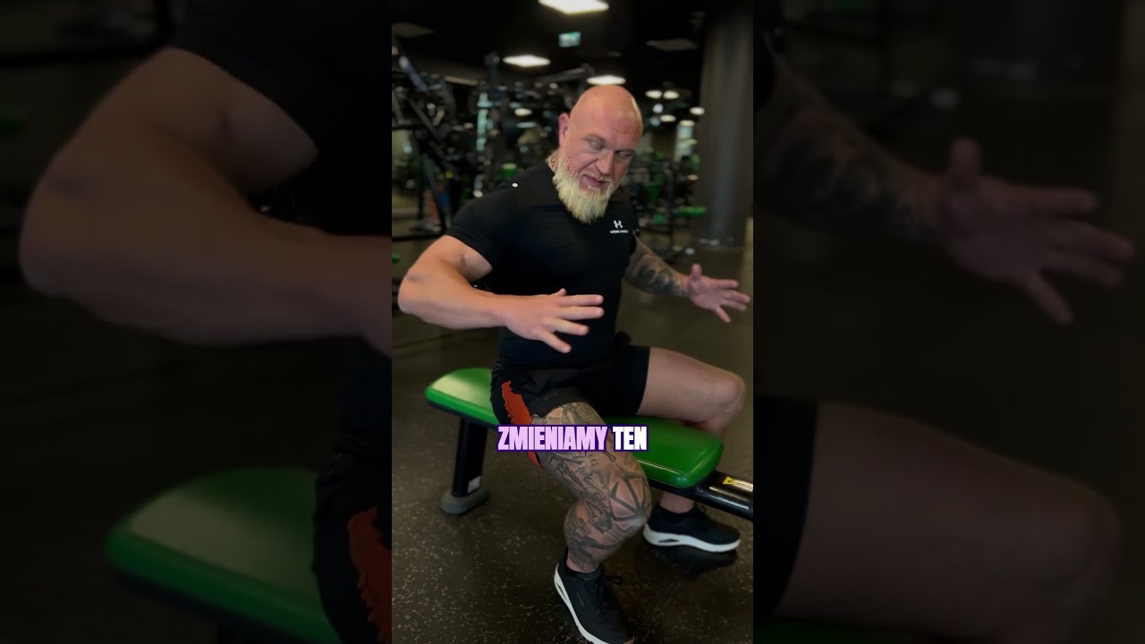 Jak wiosłować, by zaangażować  konkretne mięśnie #trening #hipertrofia #sports .