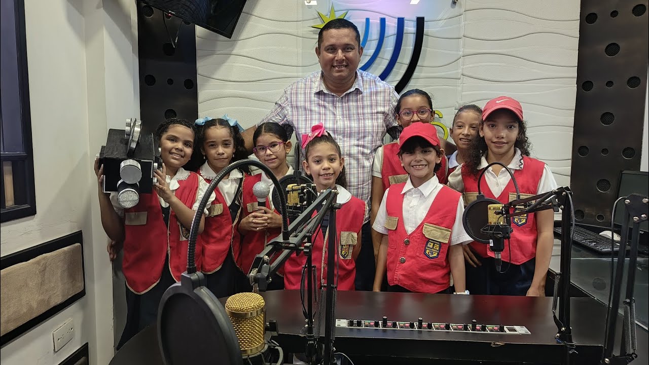 Reporteritos y autoridad única en educación, realizaron visita guiada a  Emisora Verita