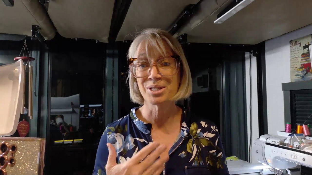 double zipper bag in the hoop