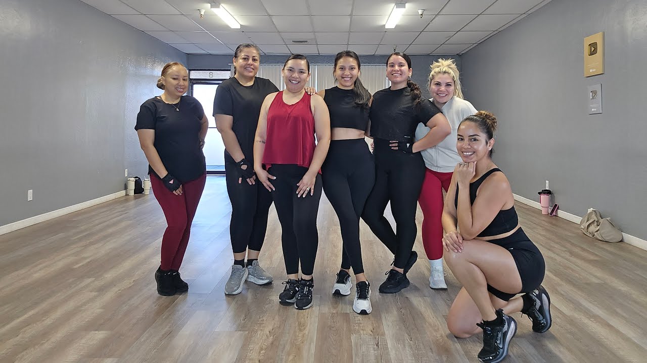 CARDIO DANCE WITH CLAU & PATY is live!