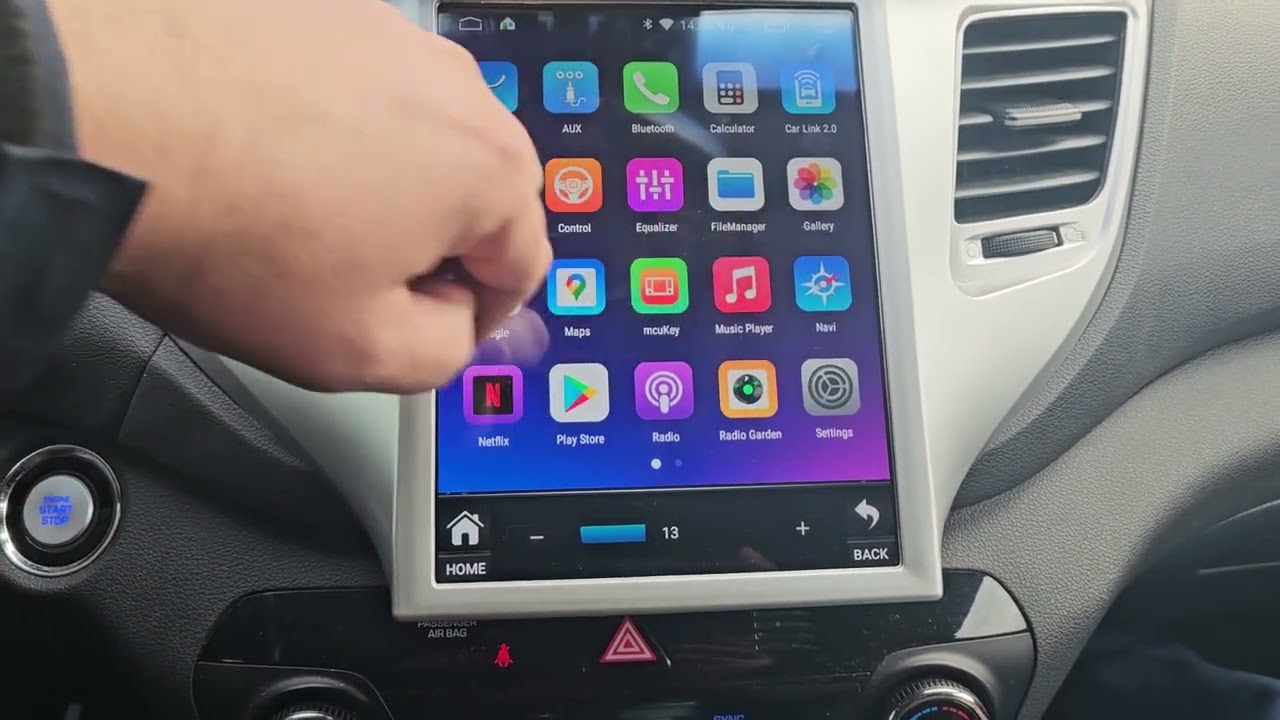 Hyundai Tucson 2015-2019 Instalare Navigatie Android Dedicata Tesla Style Octacore Carplay Wireless
