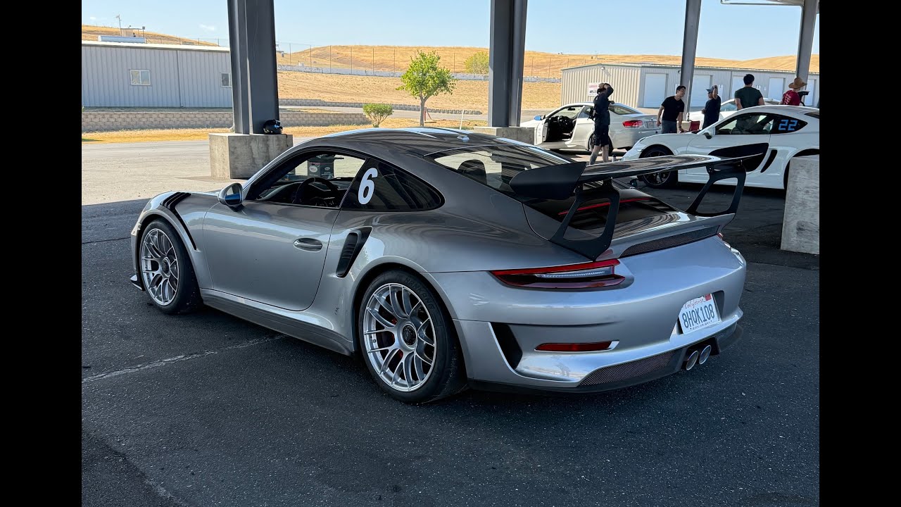 JMR: 991.2 GT3RS x Thunderhill East Bypass - Dead Tires & Hot = Fun?
