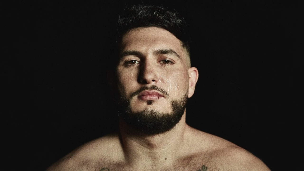 02. MONCLER (RUMBAS) - Omar Montes | L&Aacute;GRIMAS DE UN MALEANTE (Visualizer)