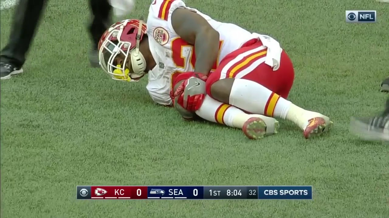 Spencer Ware injured on play during Week 3 of the preseason