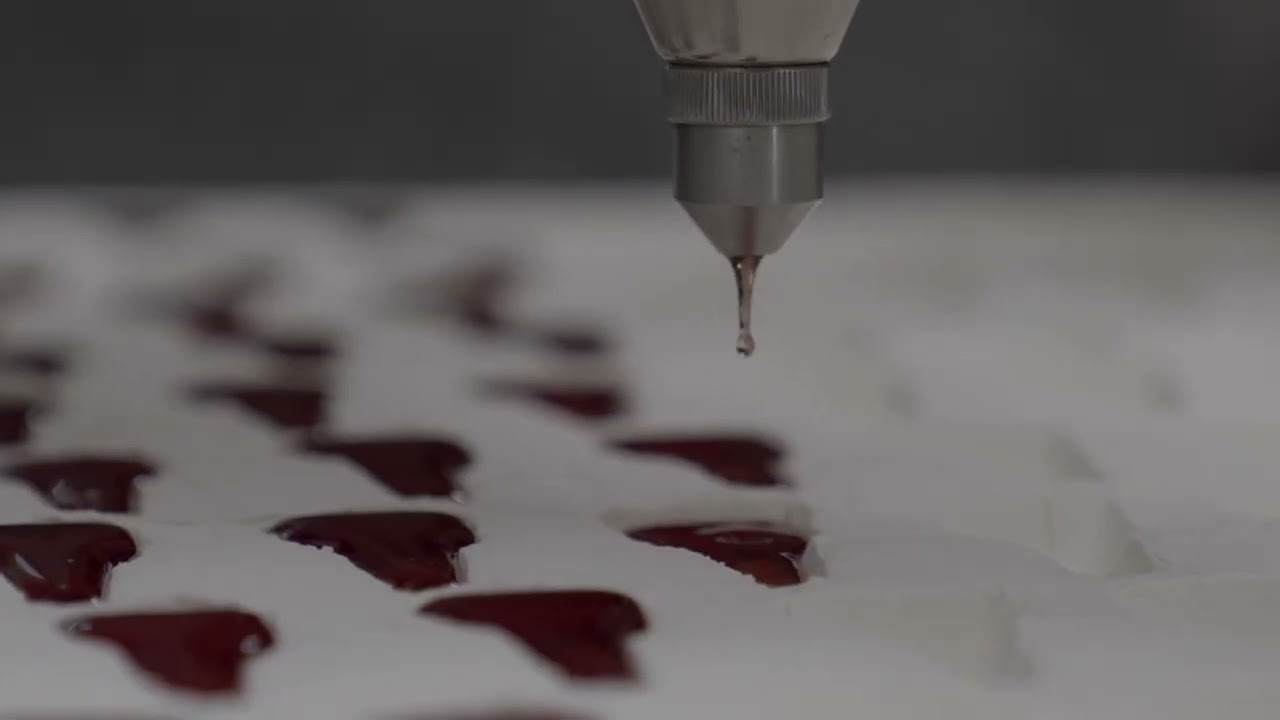 Produzione cioccolatini al Vino. Cioccolateria Catinari