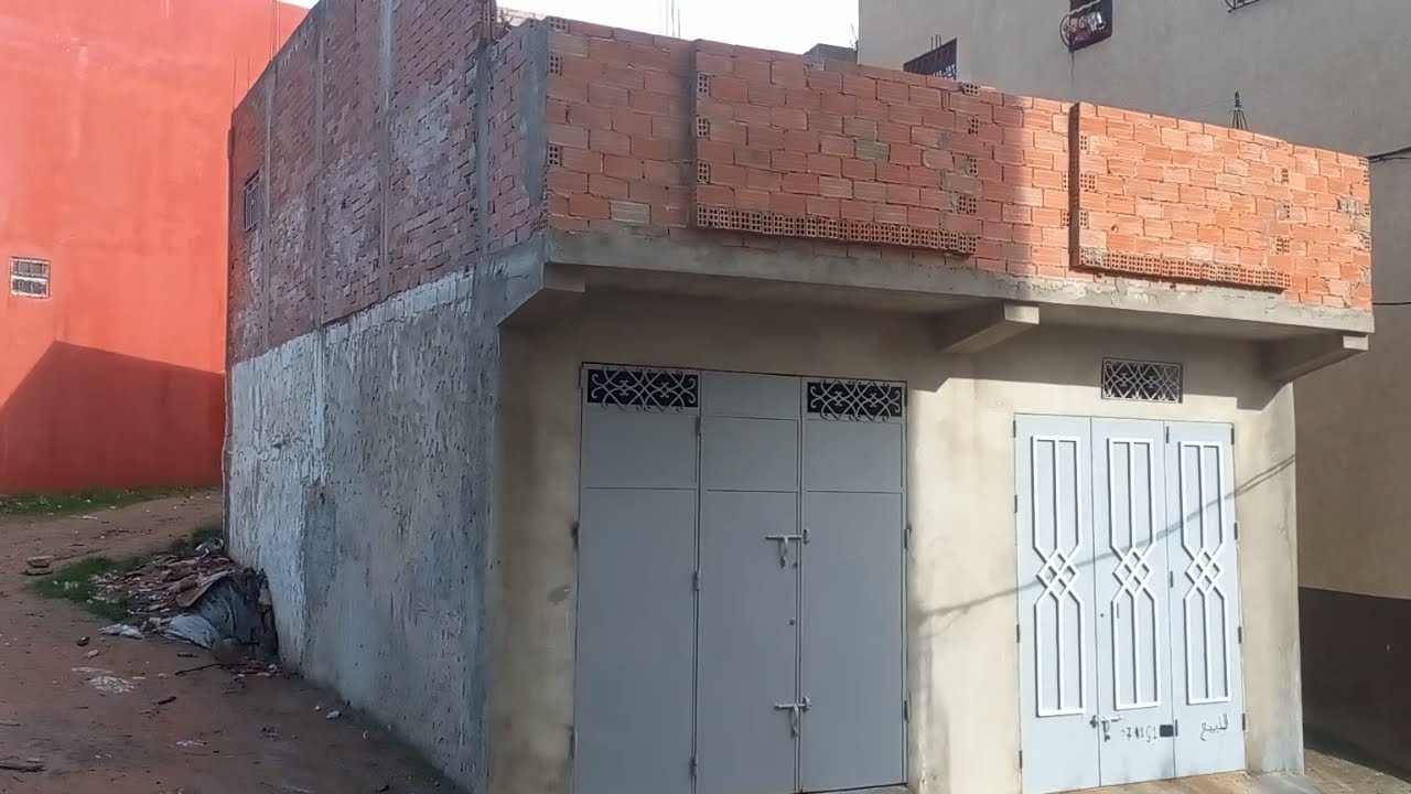 عبد الهادي للعقارات طنجة كرج للبيع محال فسطاح كزينة   في مغوغة صغيرة ثمن مناسيب 60 مترو 0630298833