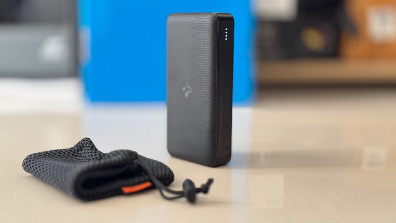 Spigen 30000 mAh ArcPack (Elephant baby;) Power Bank Unboxing and Deals