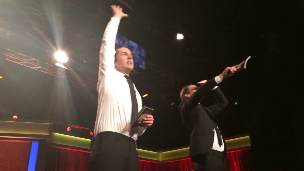 I kveld med Ylvis before the show 01.03.16 ( ENGLISH SUBS)